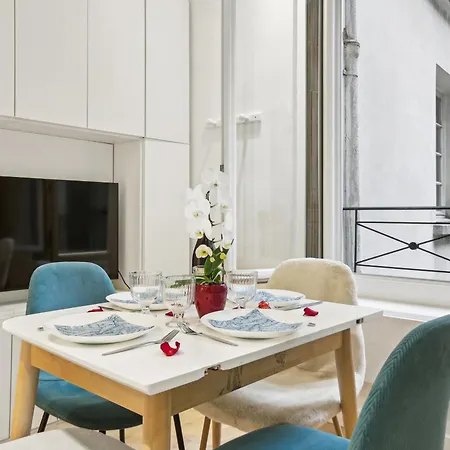 Lavie Maison : Ac & Center Of Appartamento Parigi