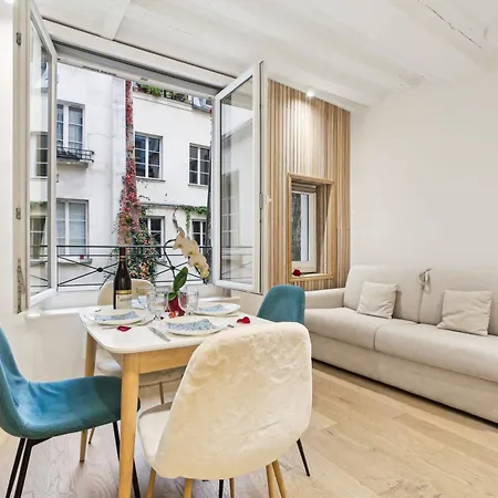 Lavie Maison : Ac & Center Of Parigi